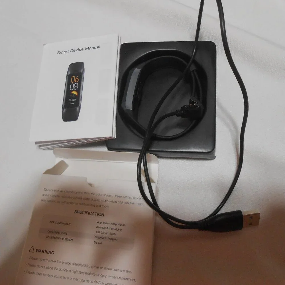 AMOLED FITNESS TRACKER WATCH UNISEX BLK BLUETOOTH ANDROID 4.4+ IOS 9.0+ NIB 🌟